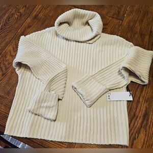 NWT Dex Women's Cream Turtleneck Sweater Size Small